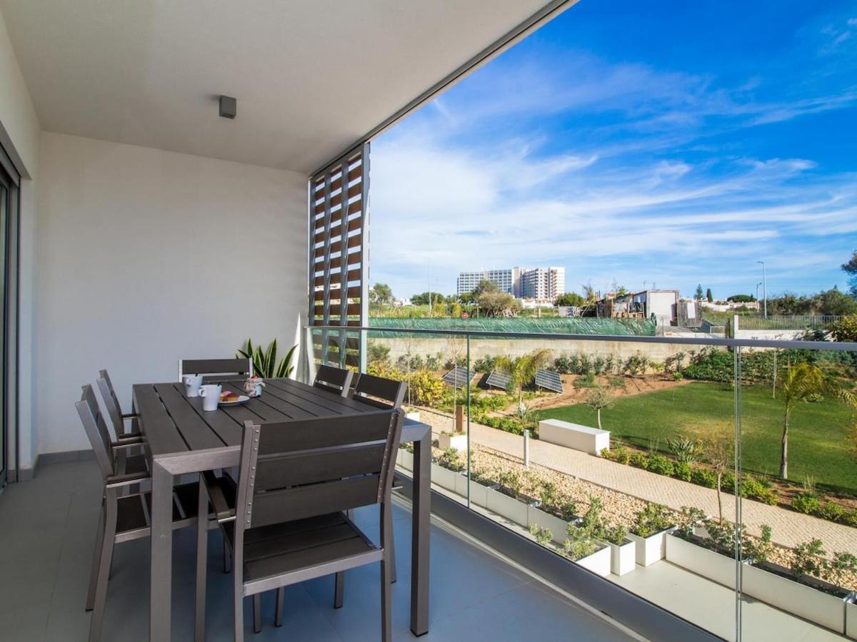 Green C Apartment - Luxurious & Playground & Garage อัลบูเฟรา ภายนอก รูปภาพ