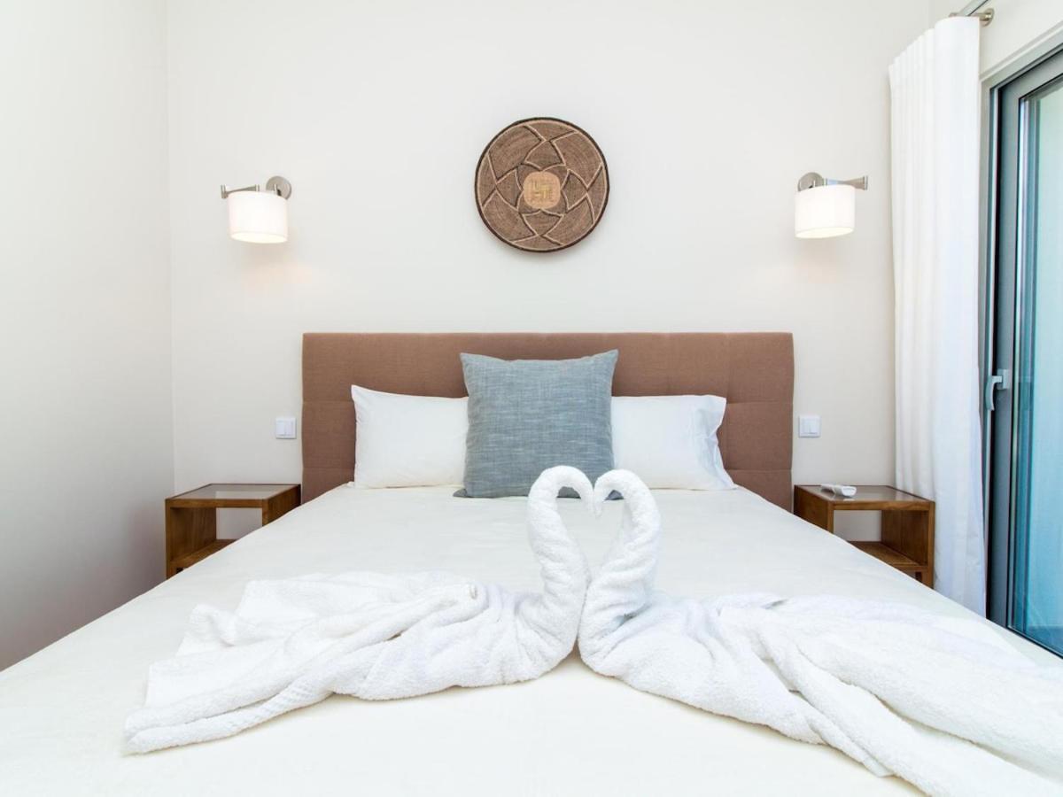 Green C Apartment - Luxurious & Playground & Garage อัลบูเฟรา ภายนอก รูปภาพ