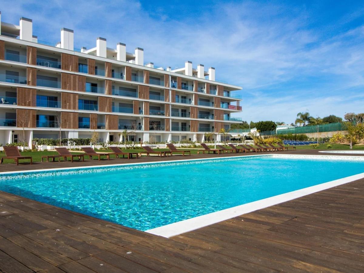 Green C Apartment - Luxurious & Playground & Garage อัลบูเฟรา ภายนอก รูปภาพ